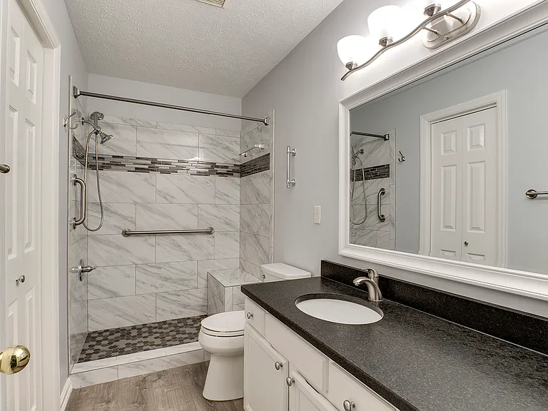 101 Pinewood Dr #1 — Photo 13