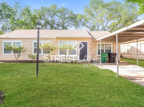 4714 Meadow Park Dr, Houston, TX 77048