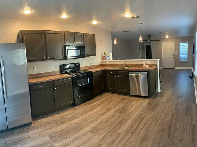 5434 Harefield Dr — Photo 3