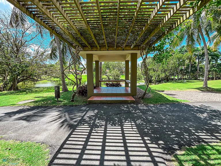 147 Dorado Bch E — Photo 72