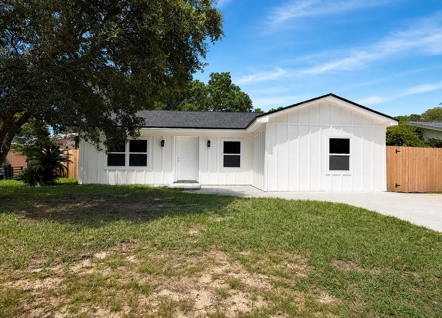 2 bed, 850 sqft, $1,495 — Photo 1