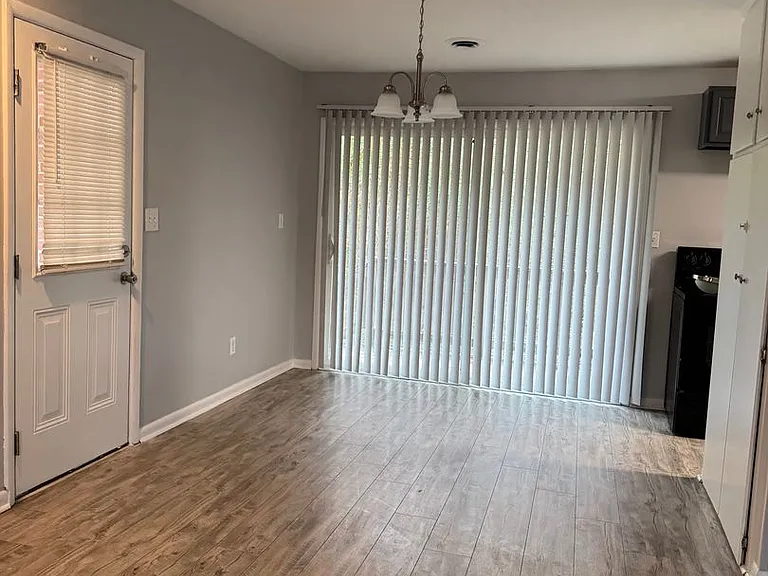 48 Edgemoor Dr — Photo 5