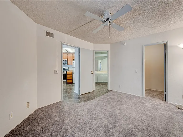 2914 Alwood Ct — Photo 11