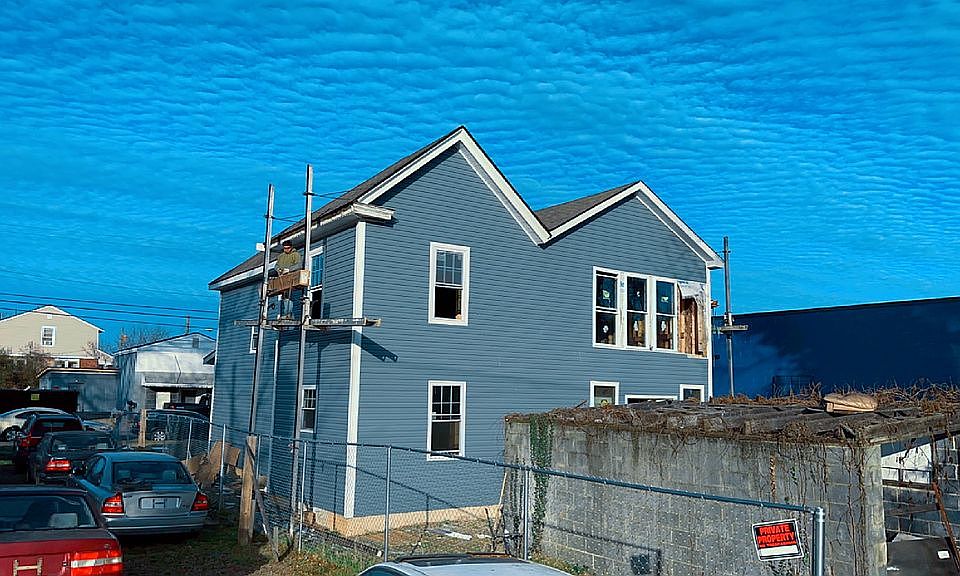 2nd image of 1214 Salem Ave SW