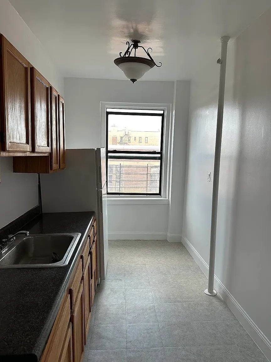226 Kimberly Place — Photo 2