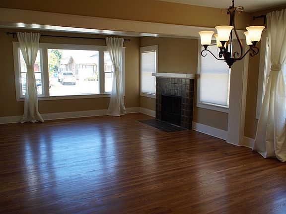 4th image of 3528 Avenue