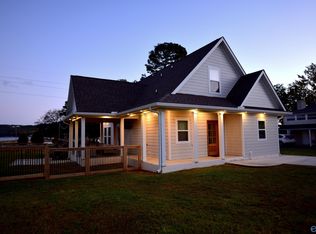 2401 Cowen Cir, Guntersville, AL 35976