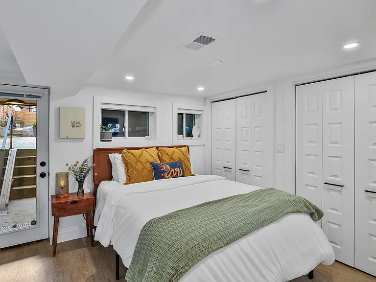 205 Webster St NW #B — Photo 3