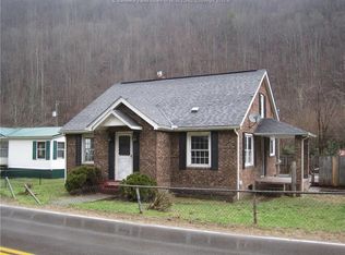 27473 Pond Fork Rd, Madison, WV 25021