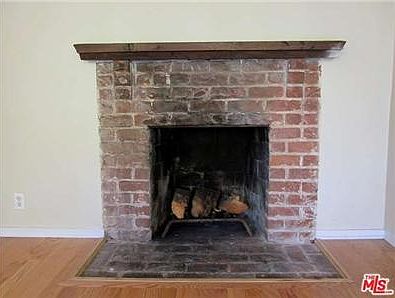 4th image of 8266 Kirkwood Dr