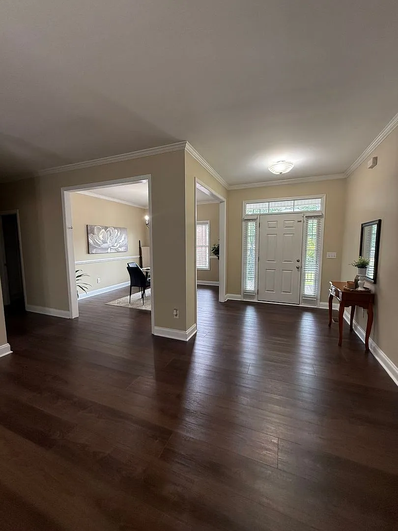 New Home for Rent — Photo 4