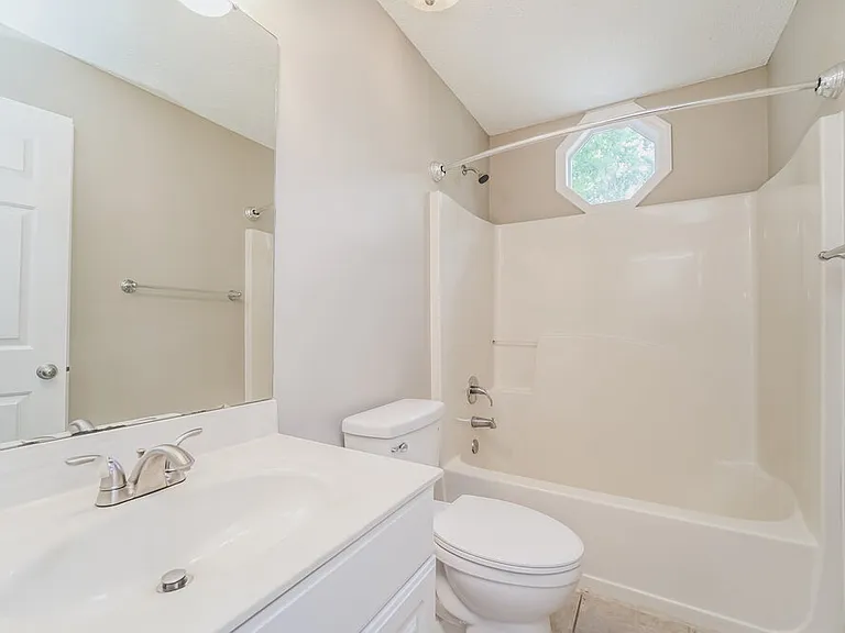 8433 Cullingford Ln — Photo 16