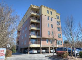 277 S Gay St APT 302, Auburn, AL 36830