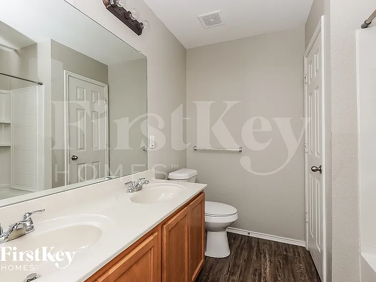4516 Mountain Oak St — Photo 12