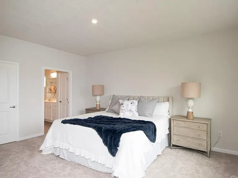 2125 Schmidt Dr — Photo 16