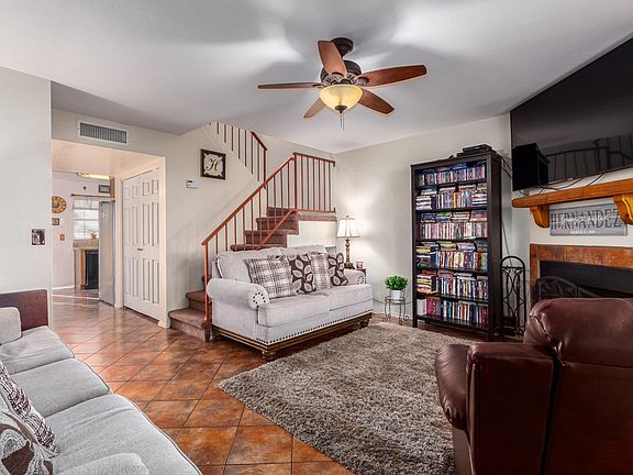 5th image of 921 W University Dr Unit 1050