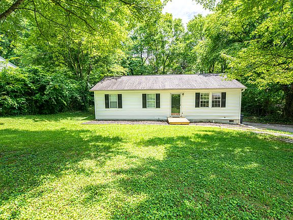 2nd image of 320 Beechwood Dr