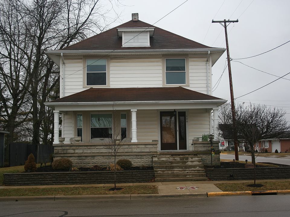 1st image of 300 S Main St