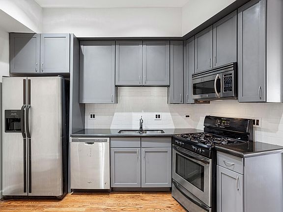 2nd image of 1119 W Grand Ave APT 3F