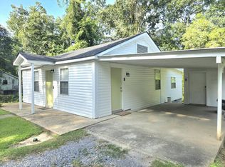 2010 N 6th Ave, Laurel, MS 39440