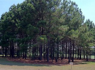 401 N Crow Creek Dr, Calabash, NC 28467