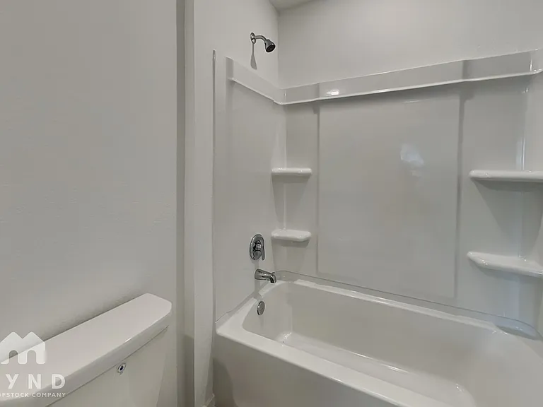 904 Coperchiata Cir — Photo 14