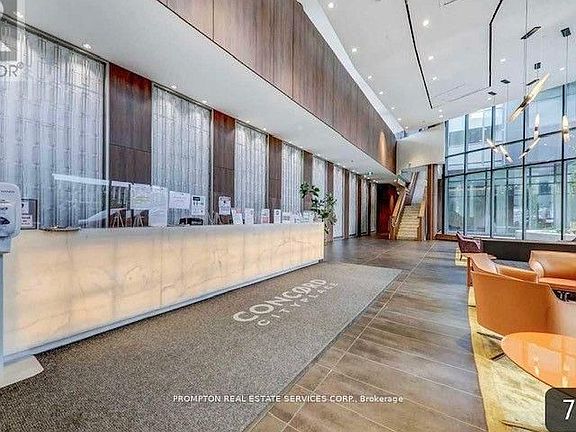 2nd image of 70 Queens Wharf Rd #706