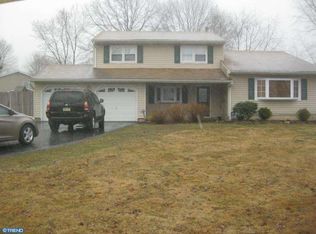 31 Beechcroft Dr, East Windsor, NJ 08520
