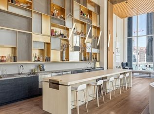 Wolf Point East, Chicago, IL 60654
