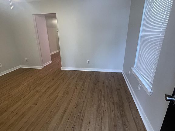 3rd image of 1901 Success St #11094351