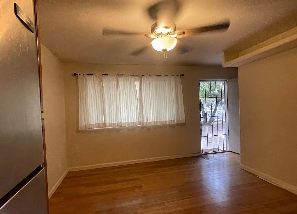 1533 W Missouri Ave — Photo 4