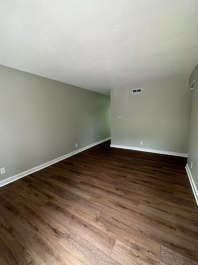 2263 US 52 W — Photo 4