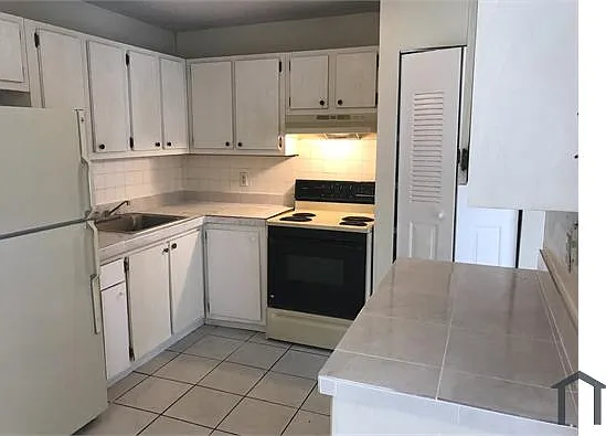 5220 NW 24th St #149 — Photo 12