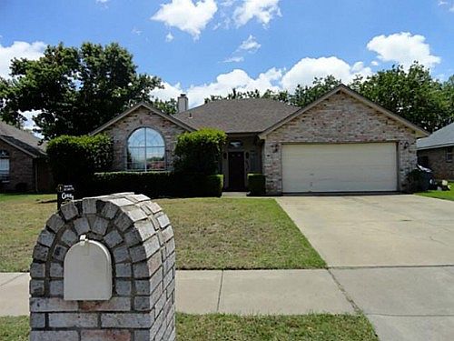 1st image of 6512 Towne Park Dr