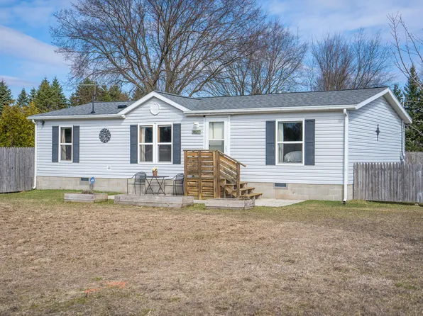 14620 South St, Thompsonville, MI 49683