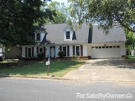1st image of 6684 Black Thorn Dr