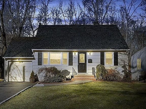 2nd image of 61 Beechwood Rd