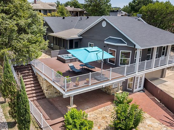 3rd image of 6 Stillwaters Dr