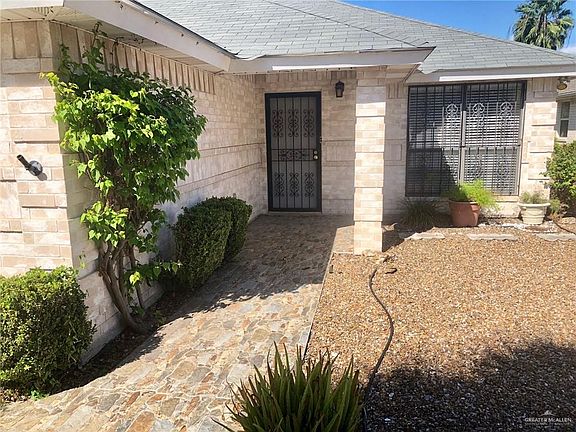 2nd image of 344 Diana Dr