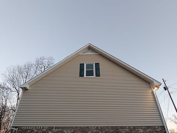 3rd image of 3709 Majestic Oaks Way