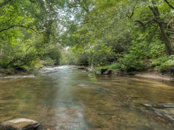 21-22 Creekridge Rd, Mc Caysville, GA 30555