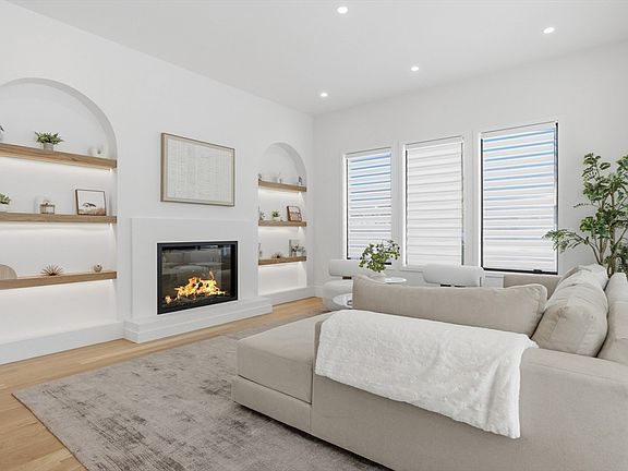 5th image of 156 Langley Rd #156