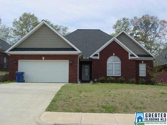 2nd image of 205 Victoria Pl