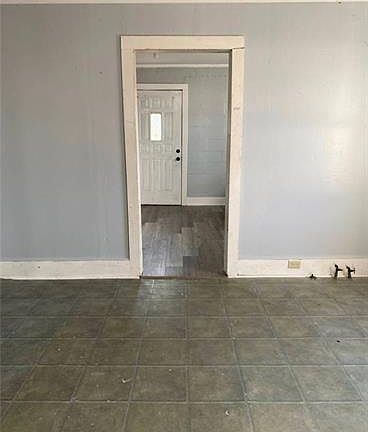 4th image of 2370 Church St