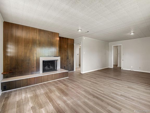 3rd image of 865 S Peterson Way