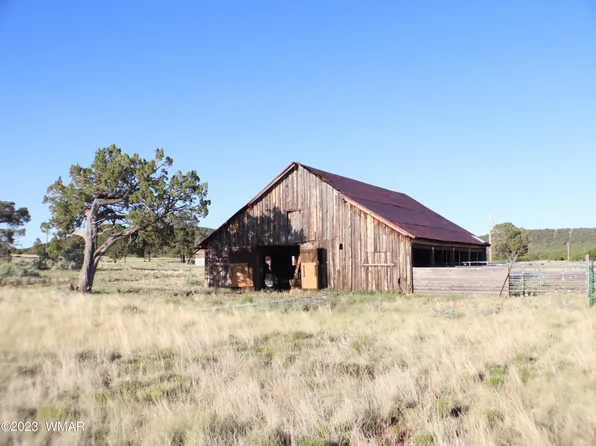 2 N 3283rd, Vernon, AZ 85940