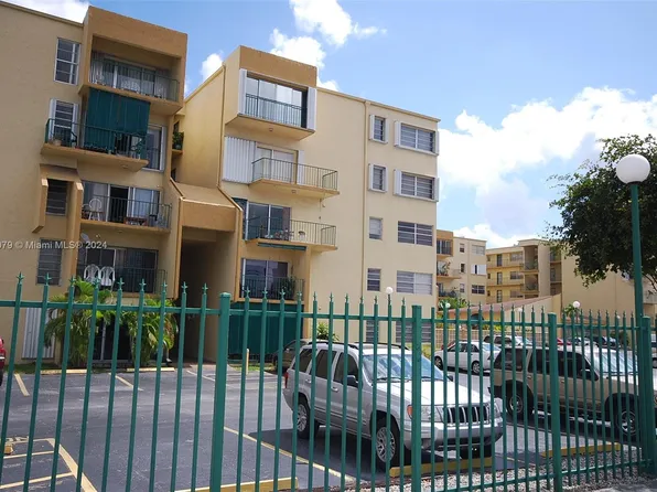 4525 W 20th Ave #523, Hialeah, FL 33012