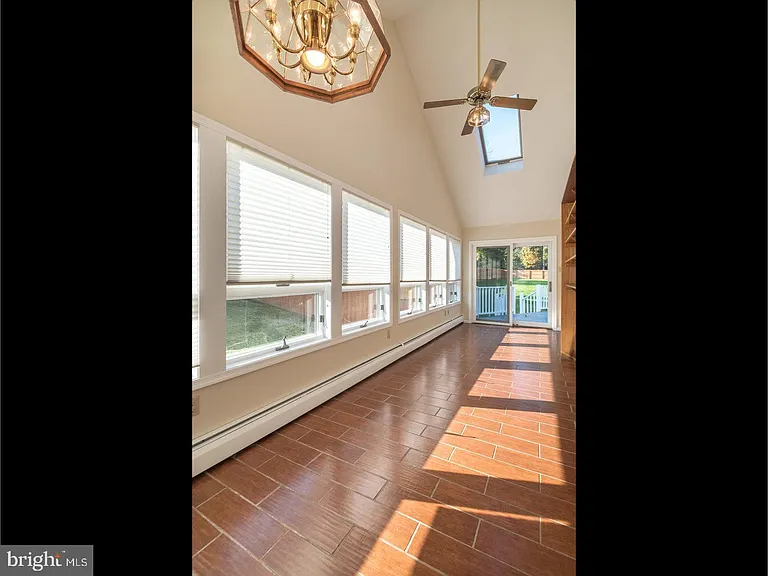 412 Norristown Rd — Photo 24