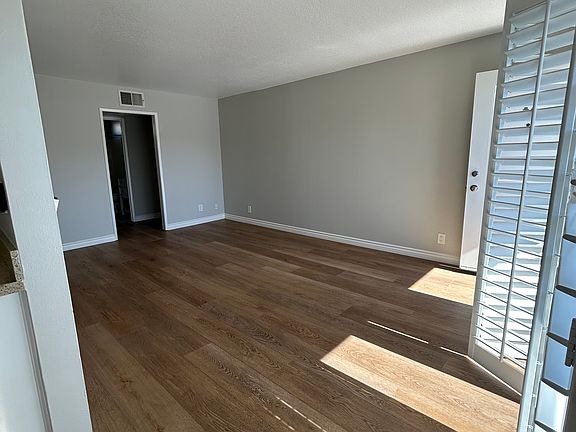 3rd image of 521 E Orange Grove Ave #H