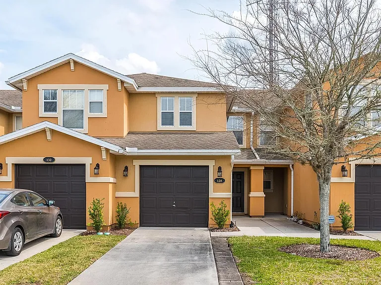 Gargonza Ct — Photo 2